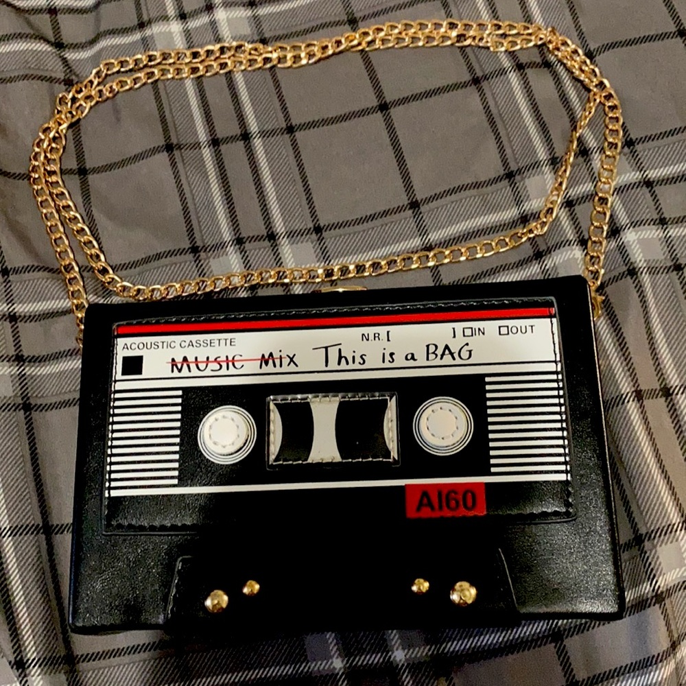 SHEIN x WEJDENE Crossbody Bag with Chain